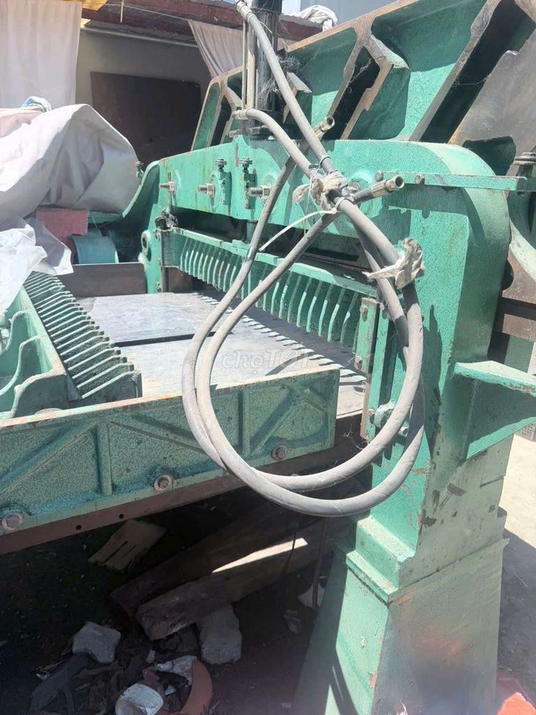 Máy chấn giấy. Mua bán Đồ dùng văn phòng tại Quận Liên Chiểu Đà Nẵng được đăng bởi Đặng Thị Kim Dung  hình 1