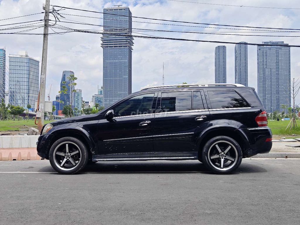 Bán xe Mercedes GL 550. Mua bán Ô tô tại Thành phố Thủ Đức Tp Hồ Chí Minh được đăng bởi Hoàng Sơn hình 2
