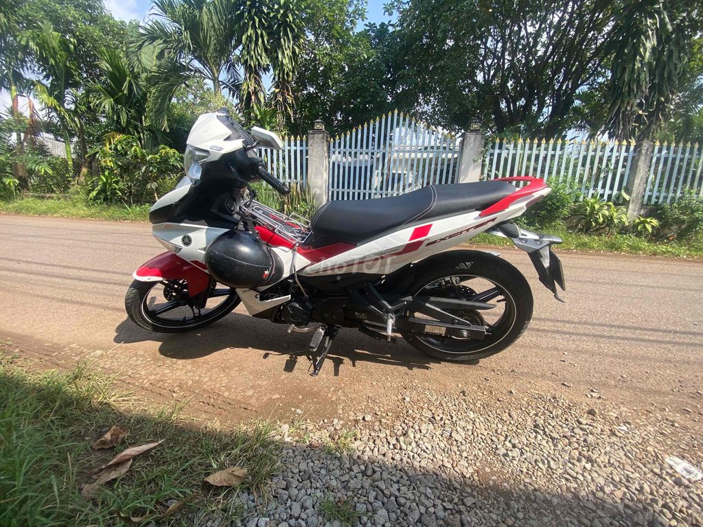 Yamaha Exciter màu Trắng. Mua bán Xe máy tại Huyện Thống Nhất Đồng Nai được đăng bởi Trận tuan hình 5