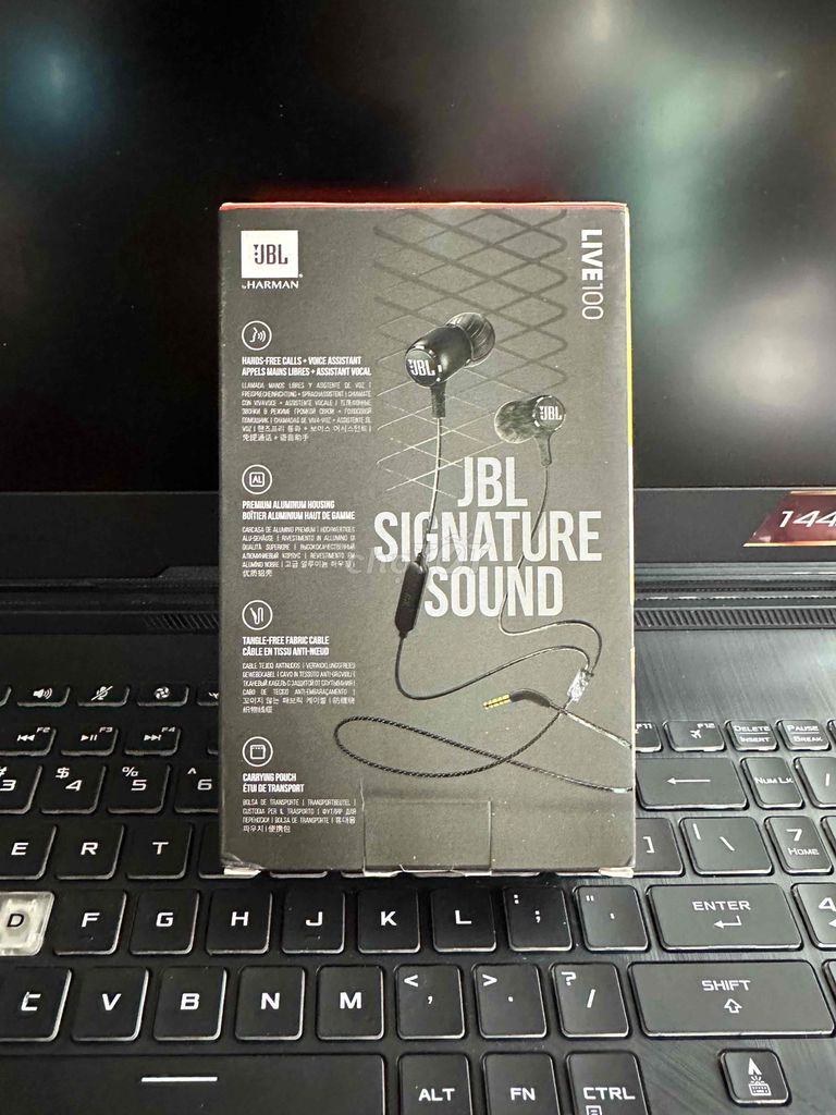 Tai nghe Jack 3.5mm Đen. Mua bán Tivi, Âm thanh tại Quận Tân Bình Tp Hồ Chí Minh được đăng bởi Vũ Đình Hậu hình 1