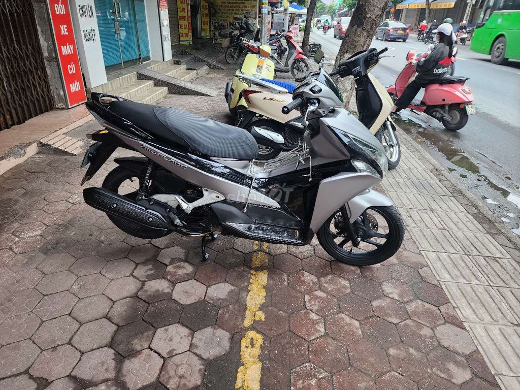 Chính chủ máy zin cần bán ,hỗ trợ trả góp bao nxau. Mua bán Xe máy tại Quận Kiến An Hải Phòng được đăng bởi Hà Minh Tuấn hình 3