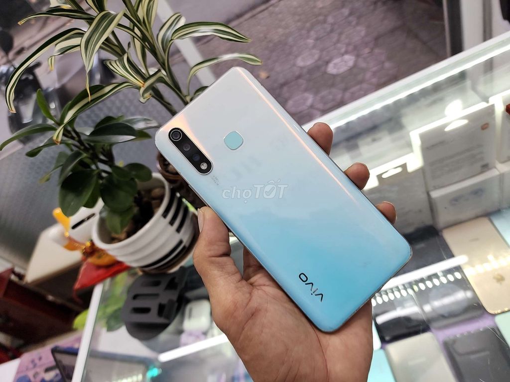 Vivo Y19 6GB/128GB zin đẹp (pin 5000mh) 2 sim. Mua bán Điện thoại tại Quận Ninh Kiều Cần Thơ được đăng bởi Huy hình 1