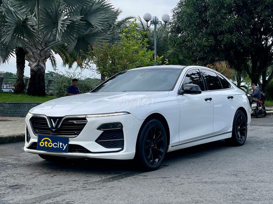 Vinfast Lux A Plus 2020 - Màu Trắng - 5v6km - BSTP