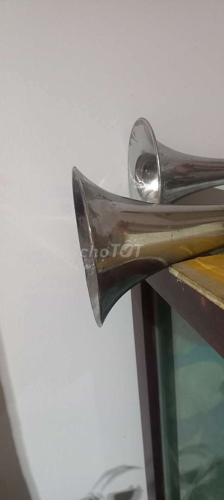 Còi hơi trung quốc. Mua bán Phụ tùng xe tại Thành phố Buôn Ma Thuột Đắk Lắk được đăng bởi TRẦN QUỐC VINH hình 3