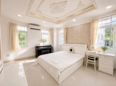Аренда · 1 комн. · 25 м² · Quận 1, ул. Đường Bùi Thị Xuân