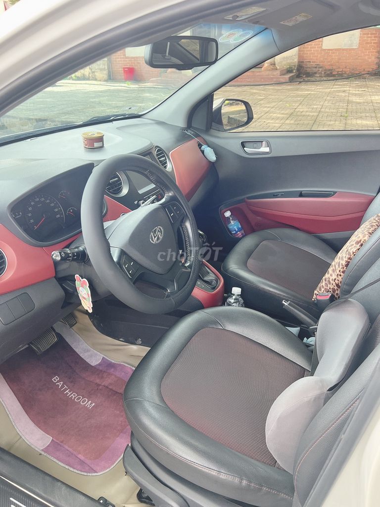 Gia đình bán Hyundai I10 số tự động bản full. Mua bán Ô tô tại Huyện Lộc Ninh Bình Phước được đăng bởi Hồ Hùng hình 6