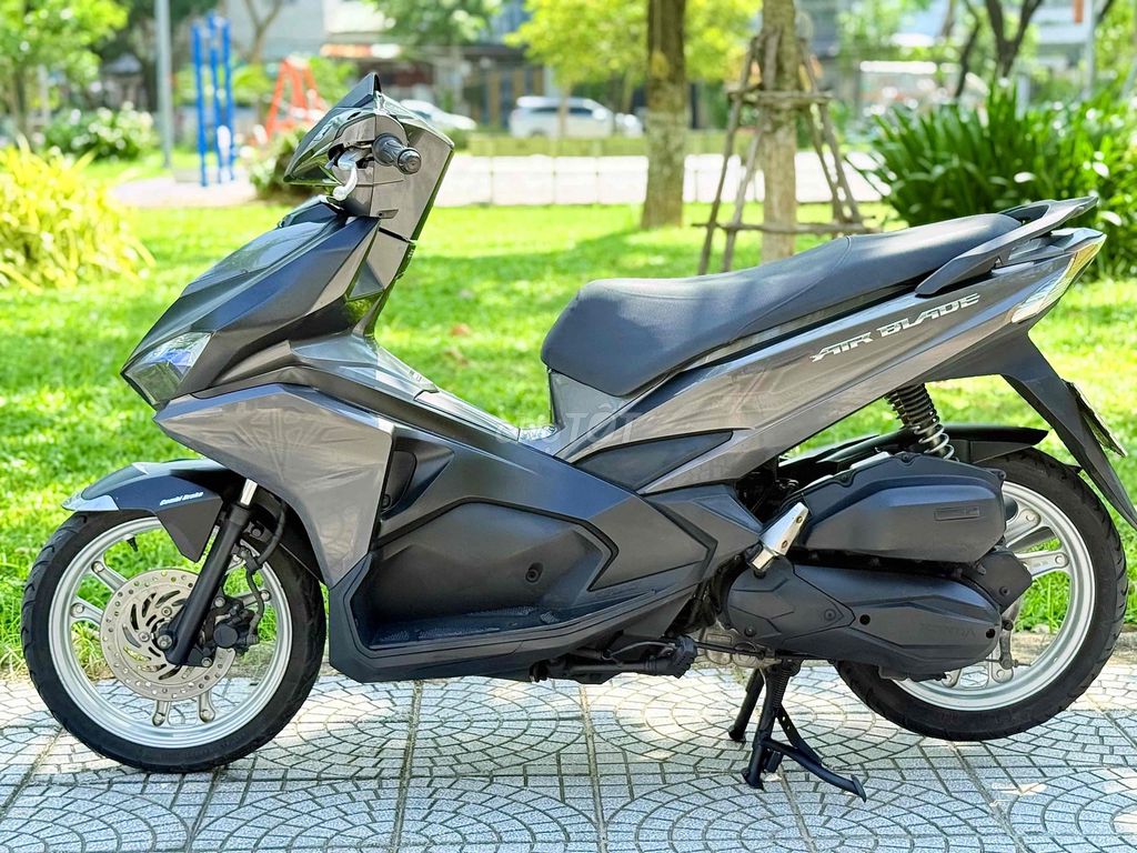 Воздушный клинок Honda 2016 серый