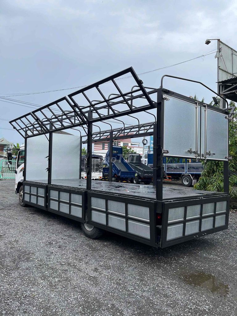 xe tải 8 tấn thùng 6,2m đời 2025 lăn bánh chưa 600. Mua bán Xe tải, xe ben tại Thị xã Cai Lậy Tiền Giang được đăng bởi Xe Tải Tiền Giang hình 4