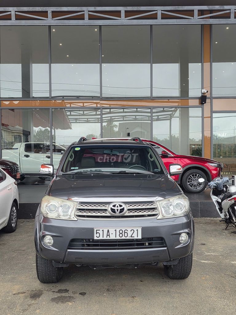 Toyota Fortuner 4x4 2011