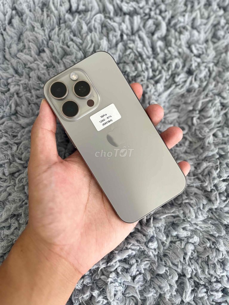 Apple iPhone 16 Pro 128GB Xám titan. Mua bán Điện thoại tại Quận Ngô Quyền Hải Phòng được đăng bởi TRAN SONG HA hình 1