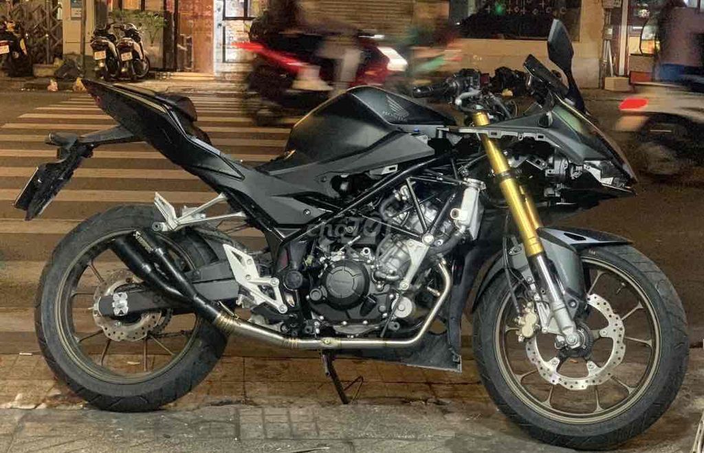 Pô xe 2 nòng CBR new. Mua bán Phụ tùng xe tại Quận Bình Thạnh Tp Hồ Chí Minh được đăng bởi BỦM hình 6