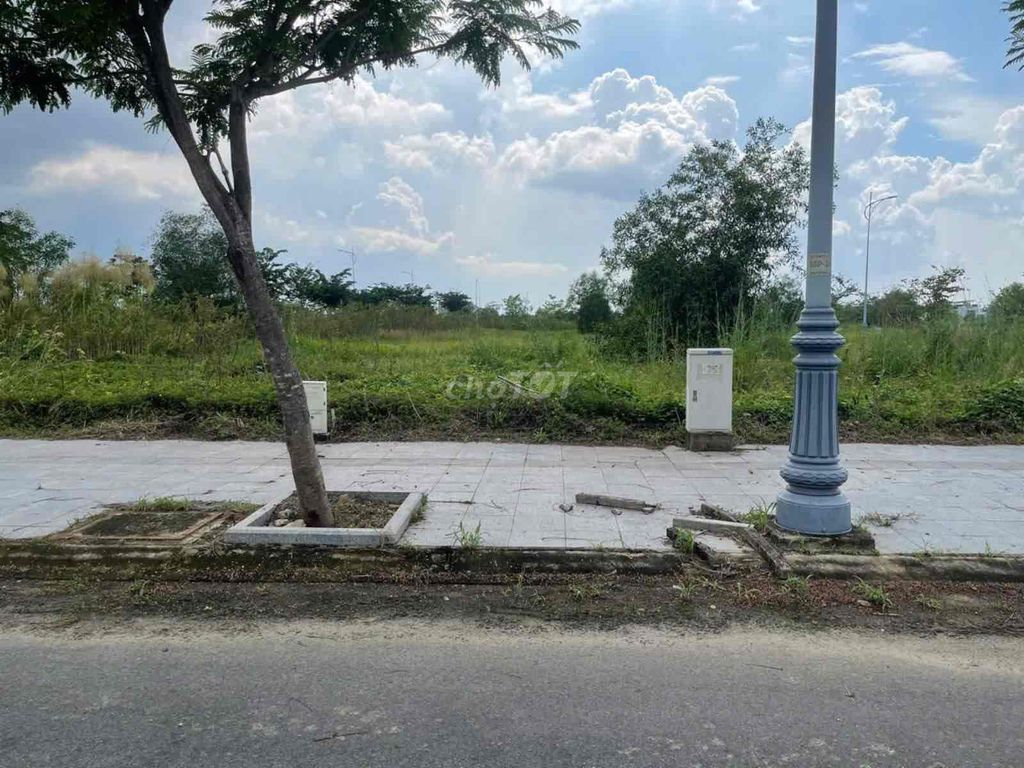BÁN ĐẤT NỀN BIÊN HÒA NEW CITY – ĐÃ CÓ SỔ RIÊNG – GIÁ CHỈ 2 TỶ 9. Mua bán đất tại Thành phố Biên Hòa Đồng Nai được đăng bởi Tên chưa cung cấp hình 2