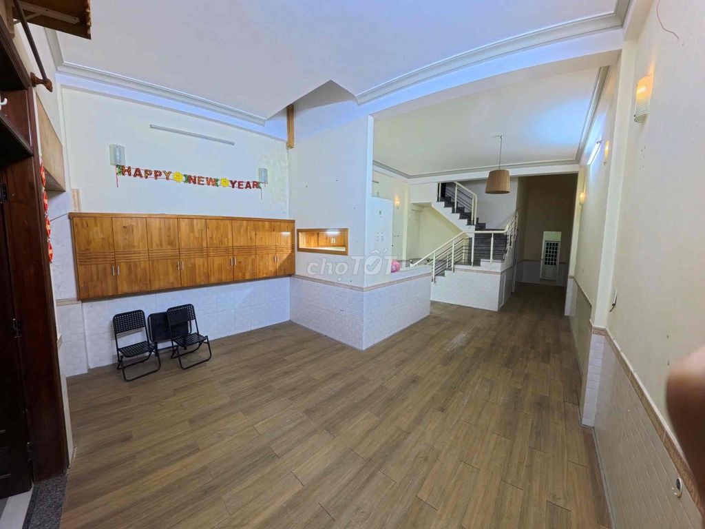 Аренда · 2 комн. · 100 м² · Quận Cẩm Lệ, ул. Vũ Miên