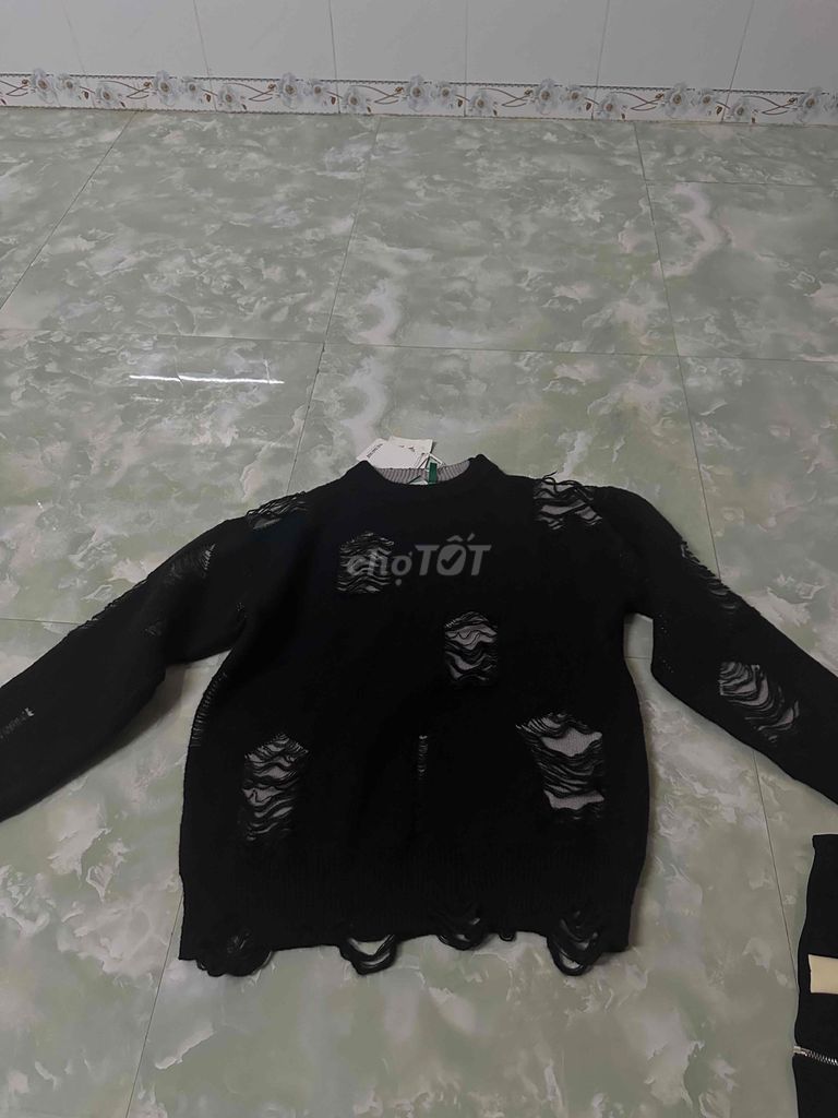 Áo len nam THE BAD GOD Len Đen M. Mua bán Quần áo tại Thành phố Cam Ranh Khánh Hòa được đăng bởi ngla hình 1