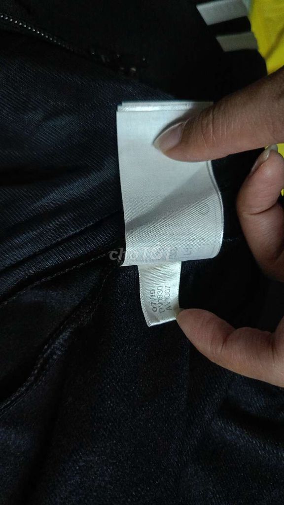 Áo khoác Adidas ( chính hãng )