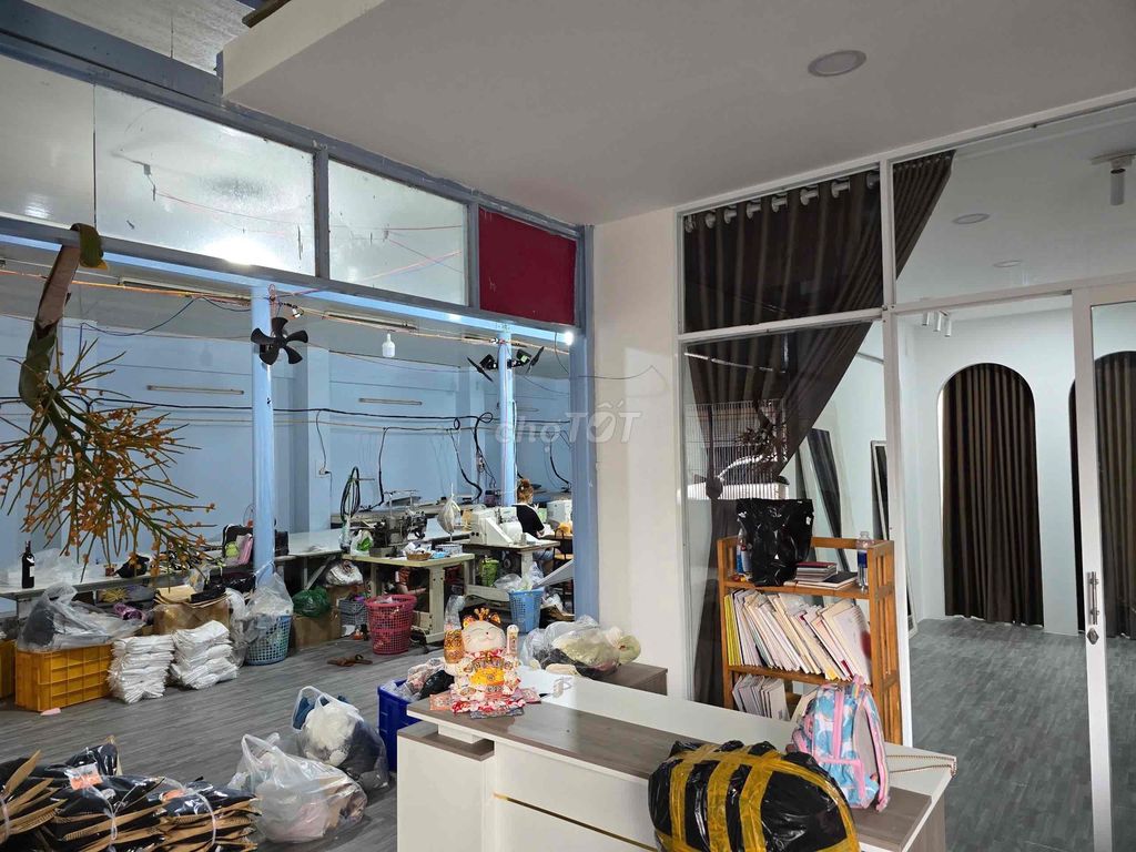 /viec-lam-quan-tan-phu-tp-ho-chi-minh/123514326.htm#px=SR-stickyad-[PO-3][PL-top]?i=4