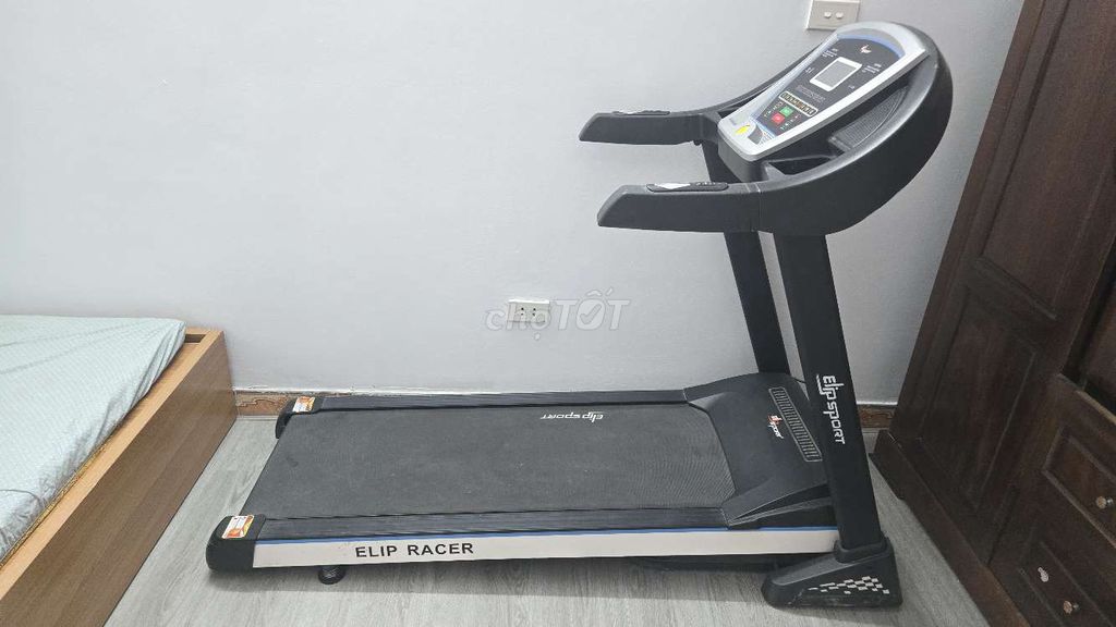 Pass nhanh máy chạy bộ Elip Sport ít sử dụng. Mua bán Đồ thể thao, Dã ngoại tại Quận Thanh Xuân Hà Nội được đăng bởi Quang Tung hình 1