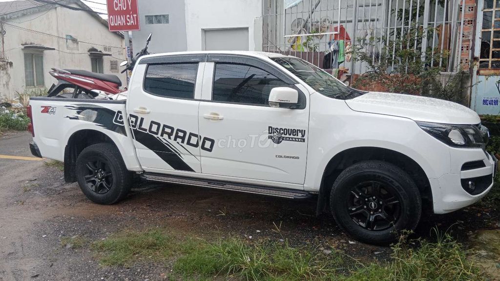 2017 2.5 MT 1 cầu số sàn màu trắng đi 119000 km. Mua bán Ô tô tại Huyện Hóc Môn Tp Hồ Chí Minh được đăng bởi Evitlang hình 2