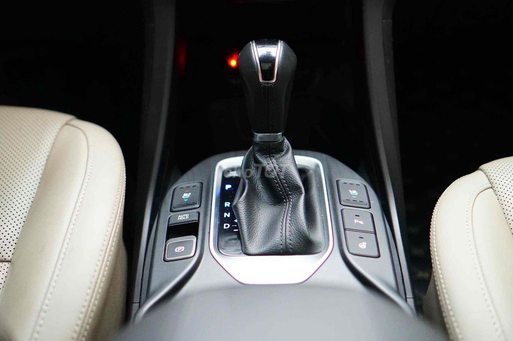 Hyundai Santa Fe 2016 2.2 AT 4WD - 90000 km. Mua bán Ô tô tại Quận Bình Tân Tp Hồ Chí Minh được đăng bởi Long  hình 16