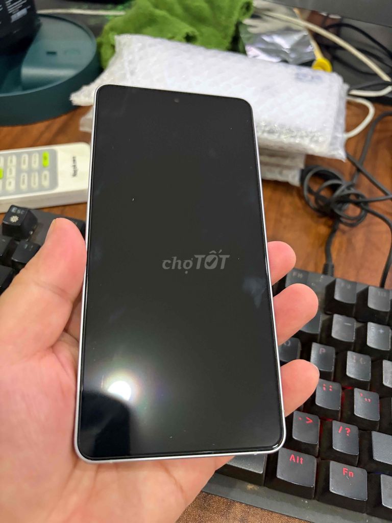 Samsung S26 Ultra Trắng Likenew. Mua bán Điện thoại tại Quận Thanh Xuân Hà Nội được đăng bởi Hoang Ha hình 1