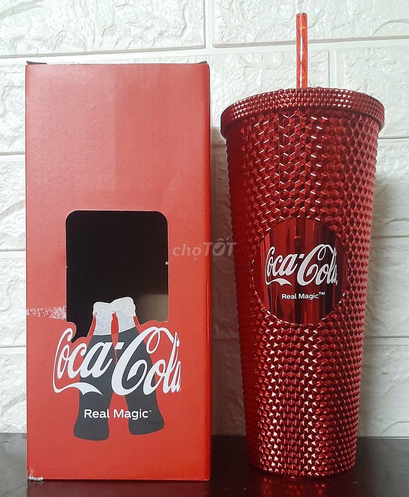 Ly Kim Cương 770ml; Quà Tặng Từ Coca Cola; Màu Đỏ.