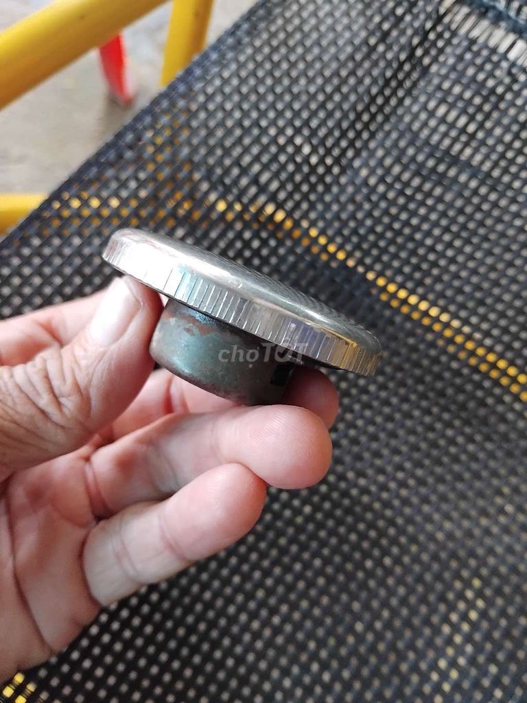 Nắp bình xăng Honda67 zin. Mua bán Phụ tùng xe tại Huyện Vũng Liêm Vĩnh Long được đăng bởi Tuấn Anh hình 4