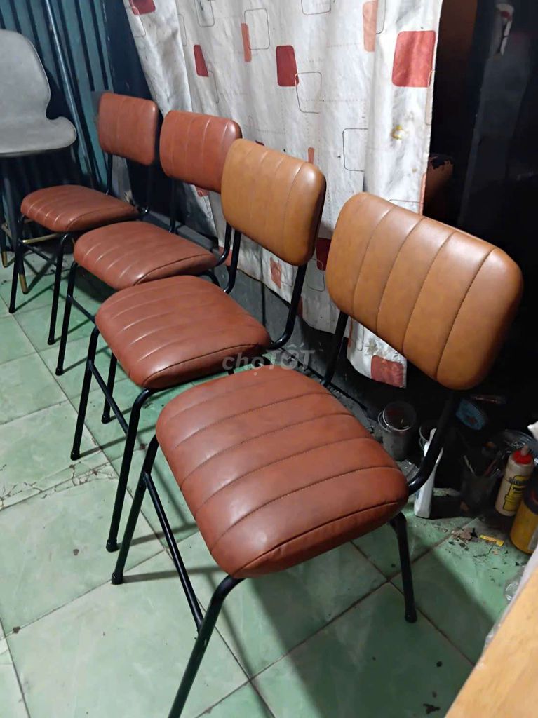 6c ghế nệm xịn rất đẹp. Mua bán Bàn ghế tại Quận Gò Vấp Tp Hồ Chí Minh được đăng bởi Bùi Văn Dũng hình 1