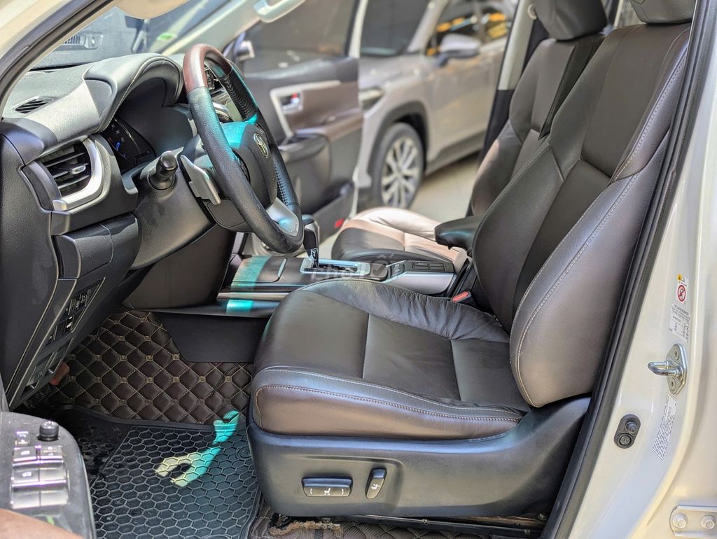 Fortuner Máy Dầu AT 2019, Xe Một Chủ, 108.292 km. Mua bán Ô tô tại Quận Gò Vấp Tp Hồ Chí Minh được đăng bởi Xe Toyota Cũ Chính Hãng hình 12