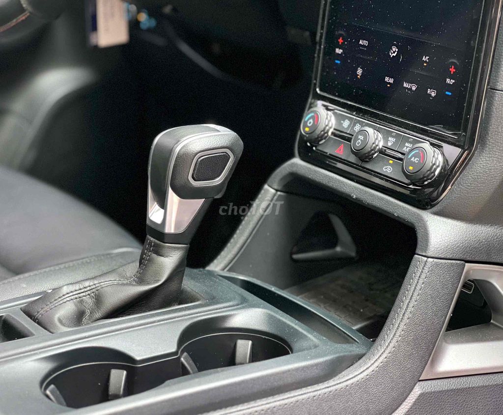 Ford Everest 2023 Titanium 2.0L 4x2 AT - 32000 km. Mua bán Ô tô tại Quận Gò Vấp Tp Hồ Chí Minh được đăng bởi Ngô minh Nam hình 16