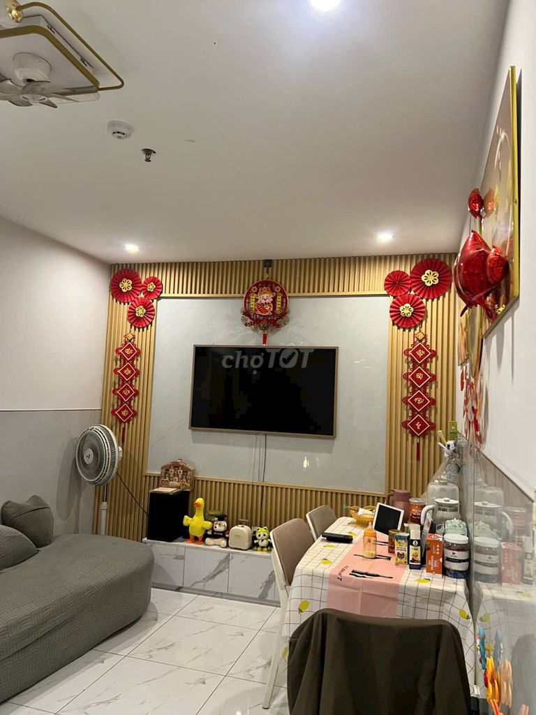 Star tower. Căn hộ 8743. Có 9 hộ dân bán giá cắt lỗ 550 triệu 