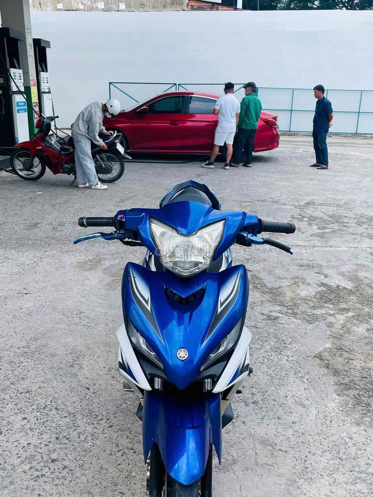 Yamaha Exciter 135 сине-белый