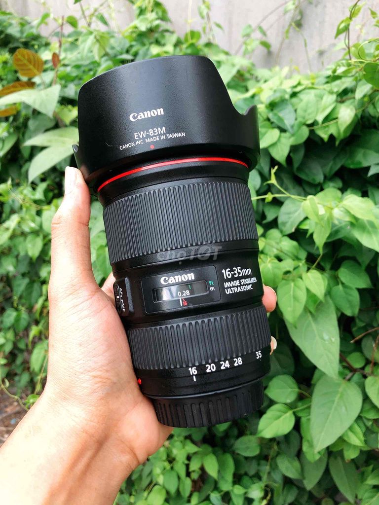 ống kính góc rống canon 16 35 f4 is đẹp keng