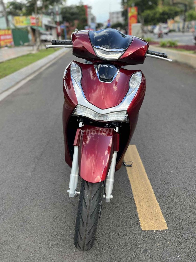 ✔️ Sh125i Abs máy móc nguyên zin ko lỗi xchính chủ. Mua bán Xe máy tại Thành phố Long Khánh Đồng Nai được đăng bởi Duy Linh Xe Máy Chợ Long Khánh  hình 1