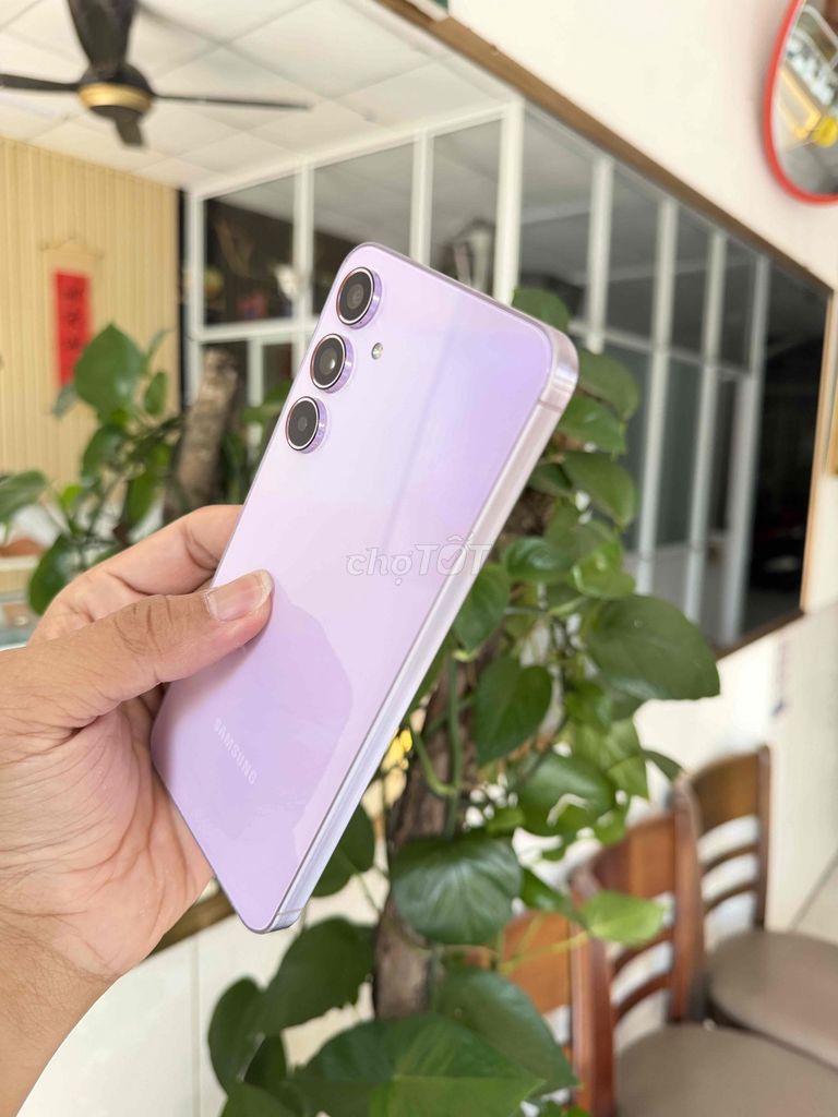 Samsung Galaxy A55 5G 256GB Tím. Mua bán Điện thoại tại Quận Ninh Kiều Cần Thơ được đăng bởi HẢI APPLE CẦN THƠ hình 1