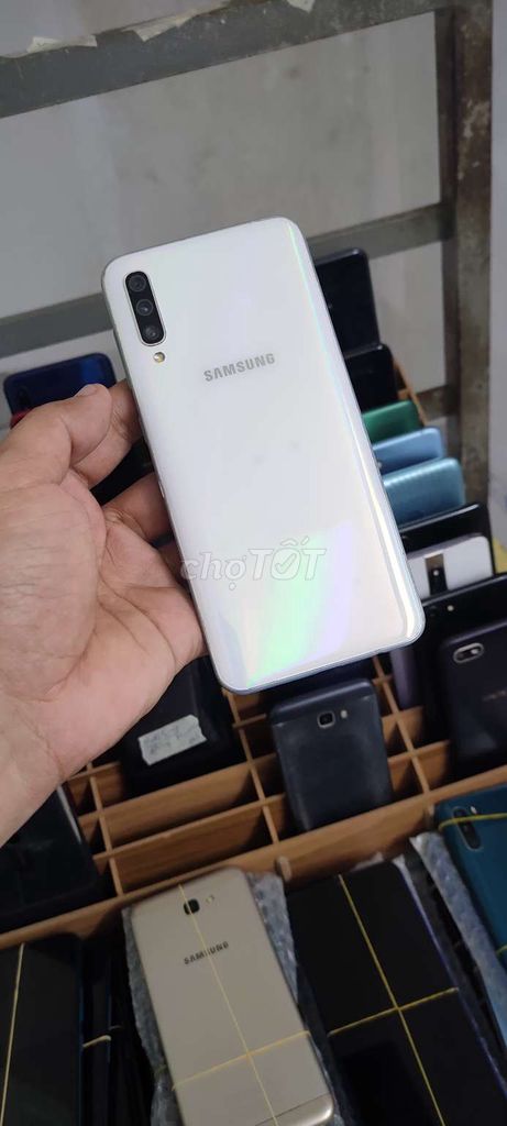 Samsung A30s, ram 4gb, 64gb, zin. Mua bán Điện thoại tại Quận Gò Vấp Tp Hồ Chí Minh được đăng bởi A LONG   nhận thanh toán THẺ TÍN DỤNG hình 1