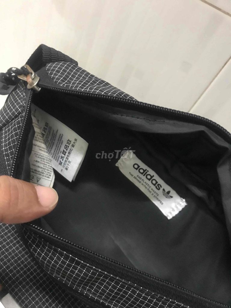 túi đeo chéo adidas auth