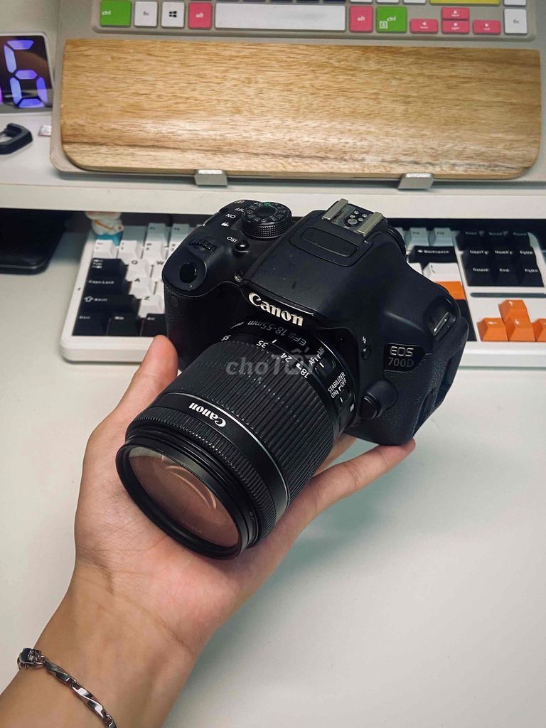 Máy ảnh Canon 700D kèm lens 18-55 IS STM. Mua bán Máy ảnh, Máy quay tại Quận Hoàng Mai Hà Nội được đăng bởi Trần Duy Thành hình 1