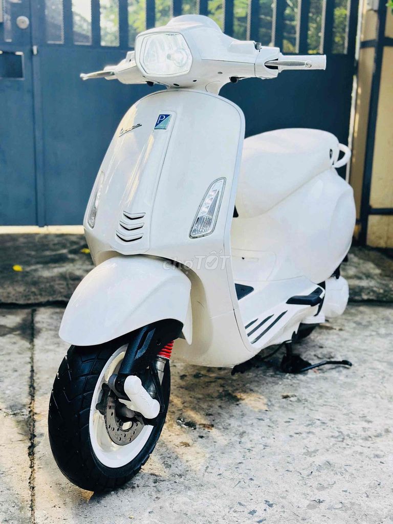 Piaggio Vespa Primavera 125CC 3VAL IE 2015 Белый