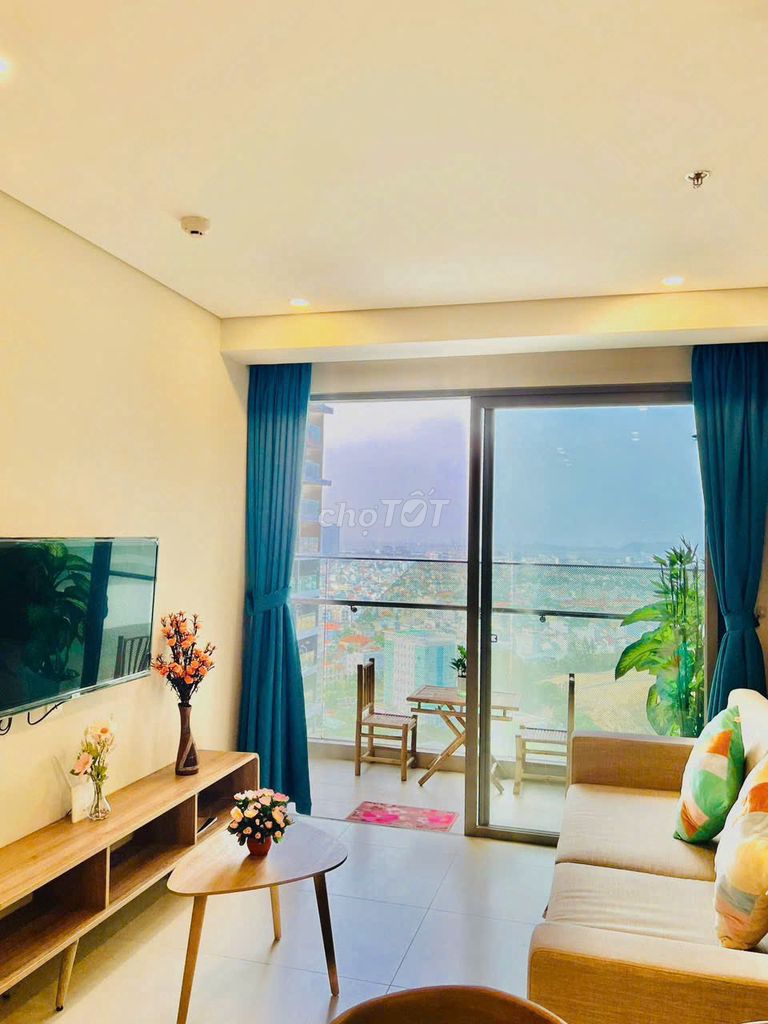 Bán lỗ căn 2PN 300tr 50m2 The Sóng Vũng Tàu giá 2.2 tỷ. Alo Yến