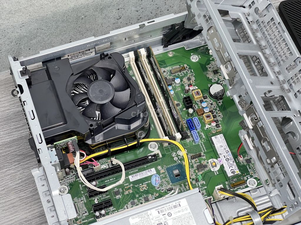 Cây PC hp db 600g5 i3 8100 ram 8g, ssd256. Mua bán Máy tính để bàn tại Quận Nam Từ Liêm Hà Nội được đăng bởi NGUYEN VAN CHUONG hình 3