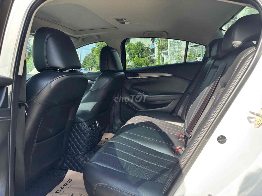 Mazda 6 2023 Premium 2.0 AT - 37000 km. Mua bán Ô tô tại Quận 8 Tp Hồ Chí Minh được đăng bởi Cửa hàng ô tô cũ TRUST CARS hình 12