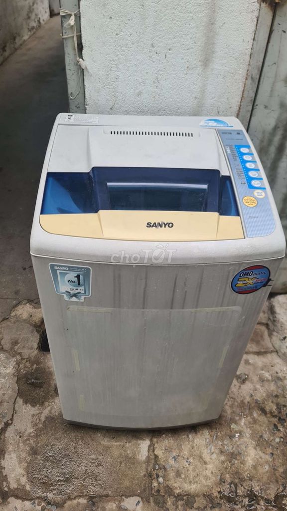 Máy giặt sanyo 6'8kg sài ok