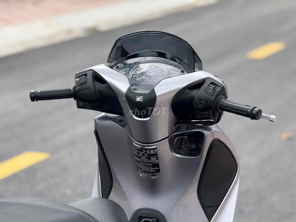 SH 125i ABS 2017 BSTP 1 CHỦ. Mua bán Xe máy tại Thành phố Thủ Đức Tp Hồ Chí Minh được đăng bởi Vũ Vũ hình 5