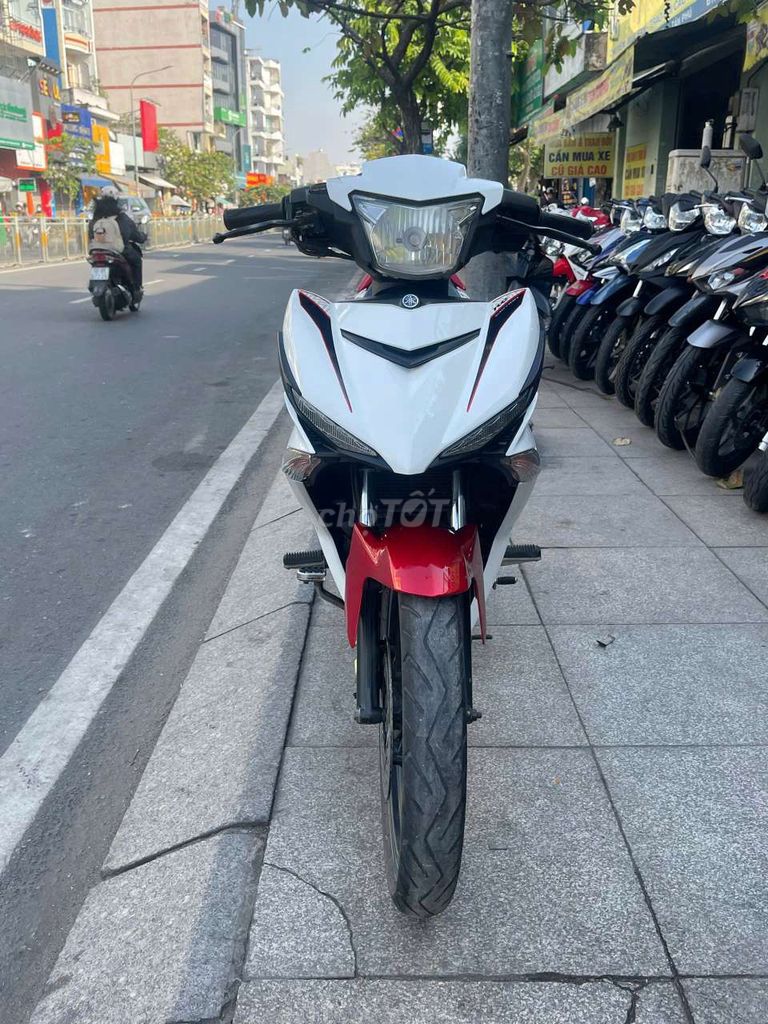 Yamaha Exciter 150 2017 Trắng Đỏ Đen. Mua bán Xe máy tại Quận Tân Phú Tp Hồ Chí Minh được đăng bởi Tuanduy hình 4