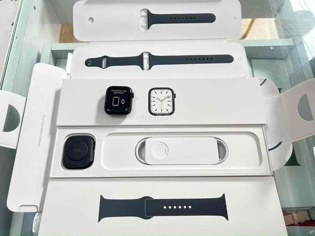 bán apple watch sr7:45 Đen đẹp keng pin 100%