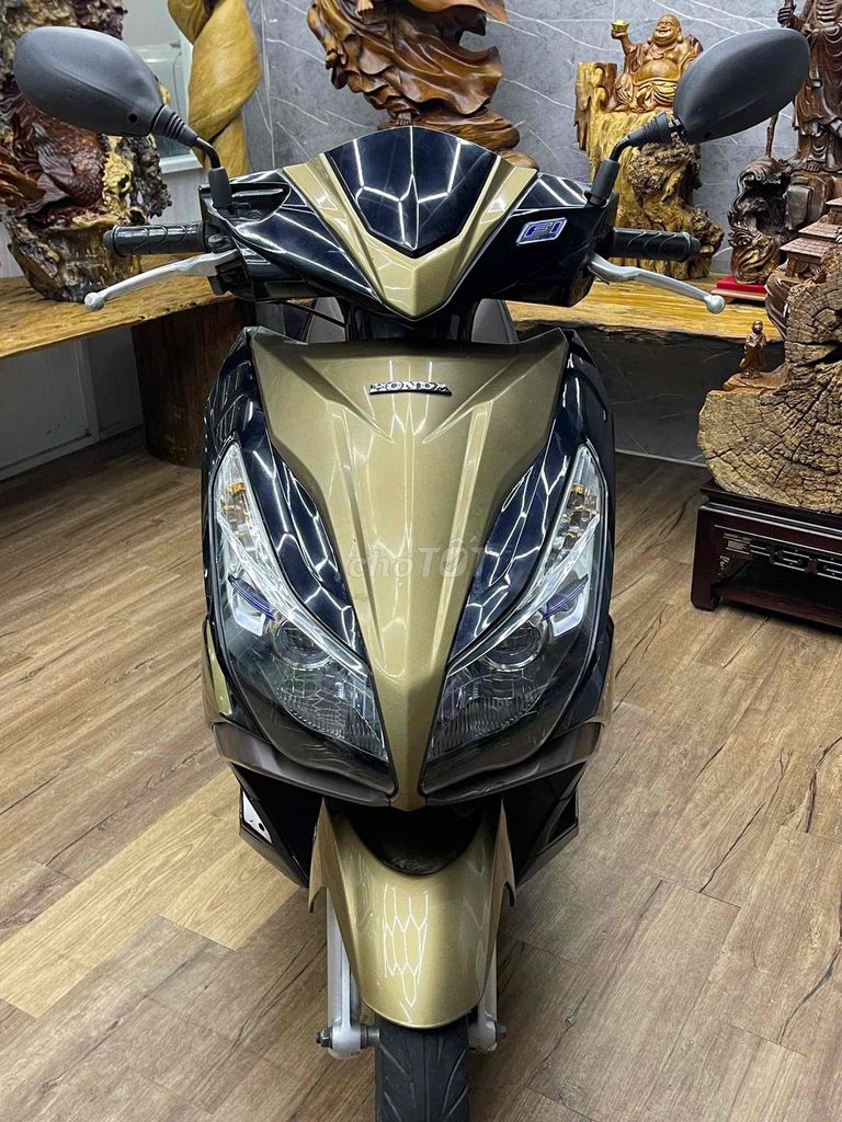 Honda Airblade 125Fi chính chủ bstp xe đẹp keng