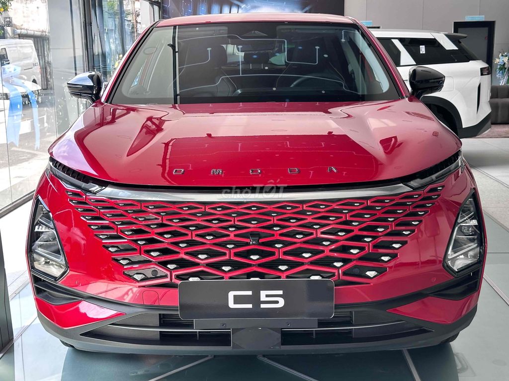 OMODA C5 Flagship - красный - 2 500 км