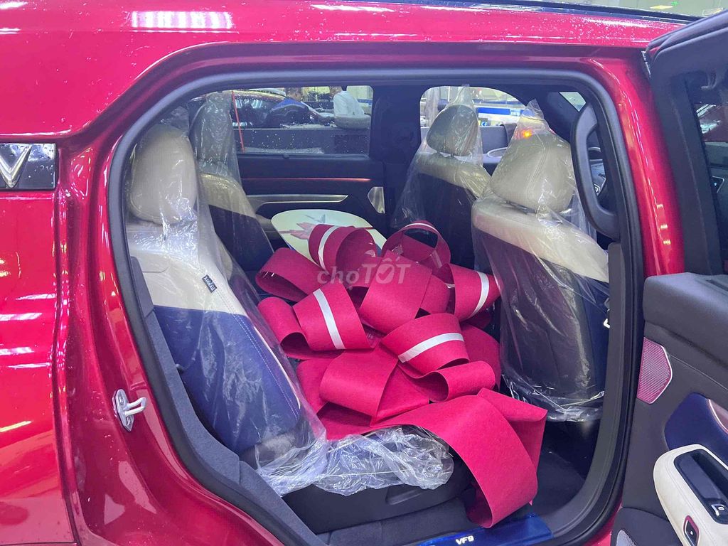 VinFast VF9 2025 Plus. Mua bán Ô tô tại Quận Đống Đa Hà Nội được đăng bởi Đoàn Hồng Minh hình 5