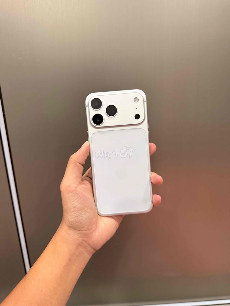 iPhone 14 Pro Max 128G Quốc Tế độ vỏ 17 Pro Max. Mua bán Điện thoại tại Quận Thanh Khê Đà Nẵng được đăng bởi New Phone hình 1
