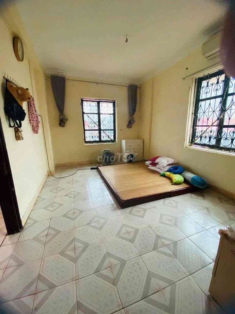 Сдается комната в главном хостеле в C9b Hoang Ngoc Phach